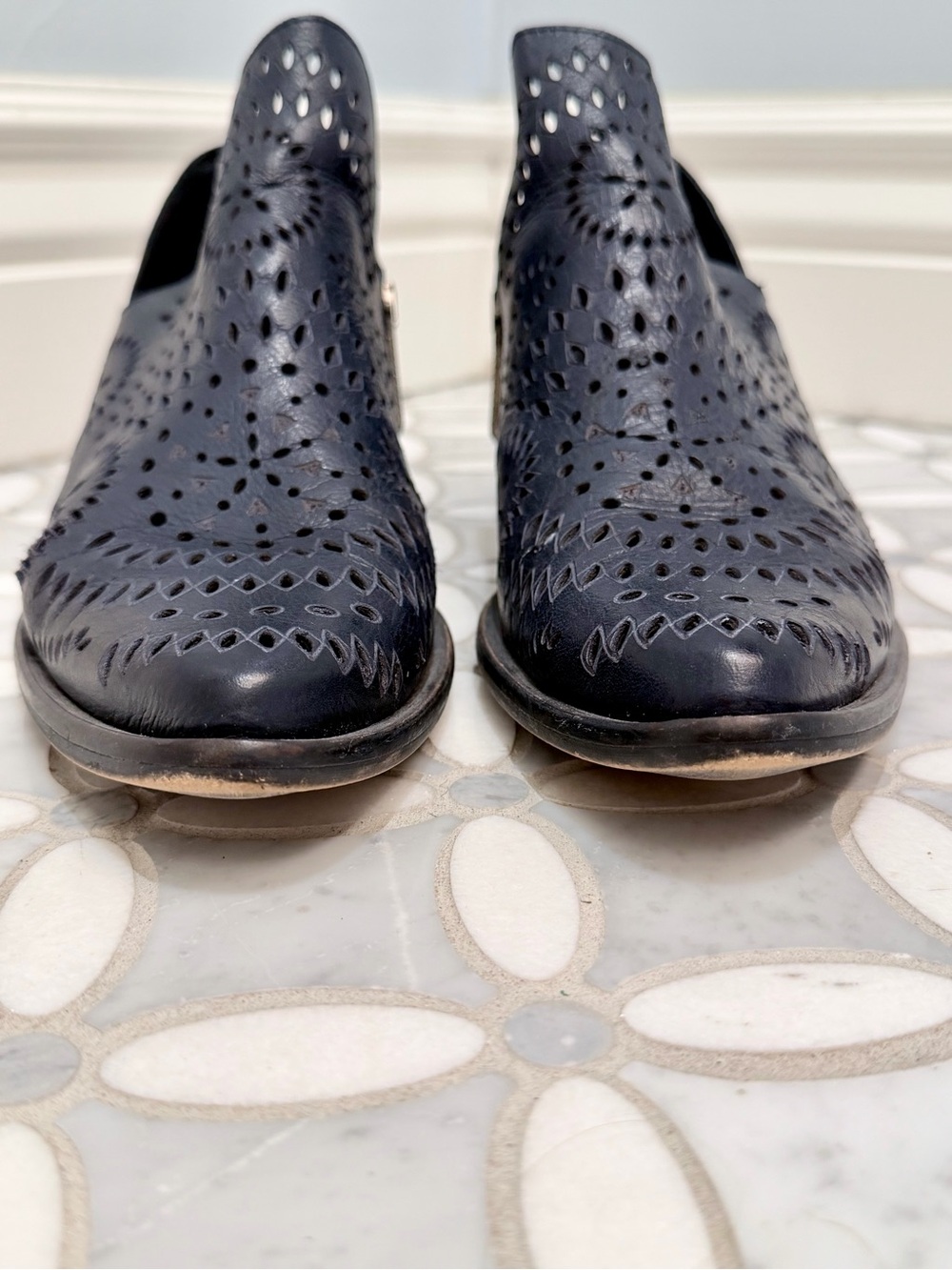Veracruz Artisans Navy Blue Laser Cut Perforated Leather Booties - Size 40 - Picture 5 of 12
